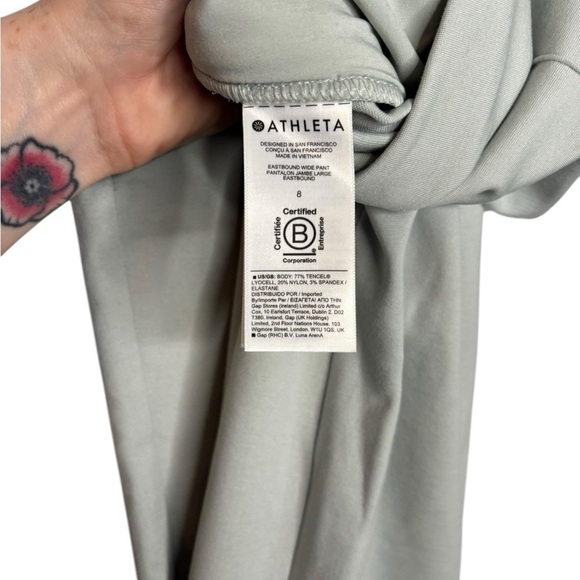 Athleta Eastbound Wide Leg Pant Size 8 Light Blue - Picture 14 of 16